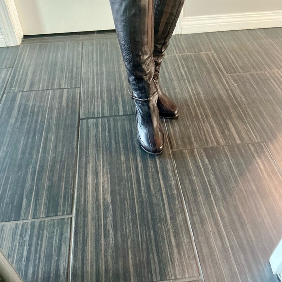 Rare! Shane and Shawn Boardroom Rockstars leather knee brown boot size 7 - Picture 15 of 16